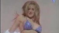 Carmen Electra Dans Ediyor